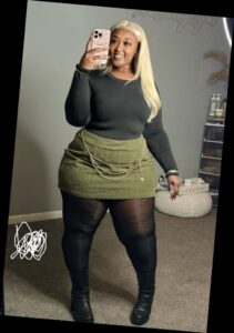 Gorgeous Skirts Outfits Ideas for Plus Size Women